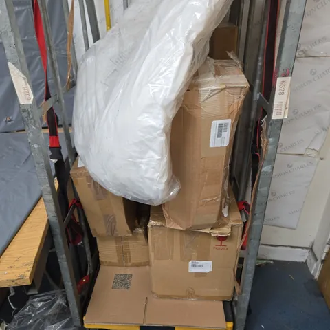 CAGE OF APROX 8 ASSORTED HOUSEHOLD ITEMS TO INCLUDE BIRD FEEDER, TABLE LIGHT ETC - COLLECTION ONLY