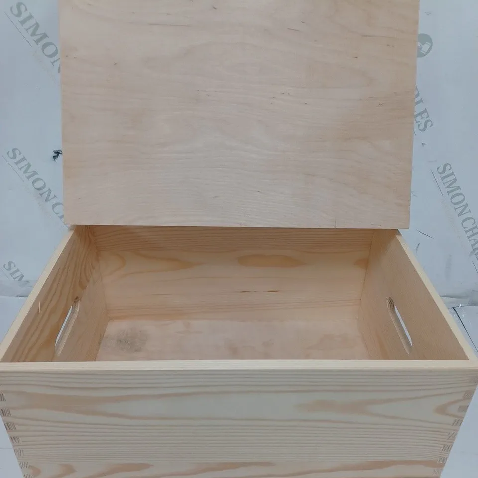 WOODEN STORAGE CHEST
