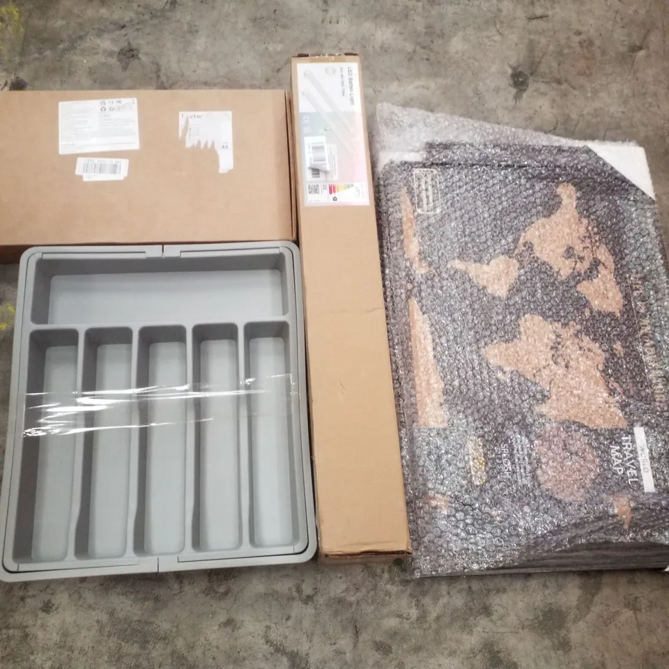 PALLET CONTAINING ASSORTED PRODUCTS INCLUDING LED BATTEN LIGHT, CUTLERY DRAW ORGANISER, TRAVEL MAP & SHOWER SHELF