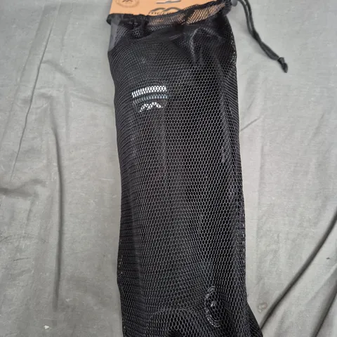 MERCIAN GENISIS 1 SHINGUARDS BLACK LARGE 