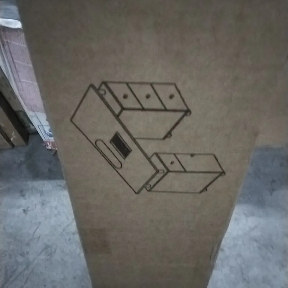 BOXED SHEONLY MANICURE TABLE