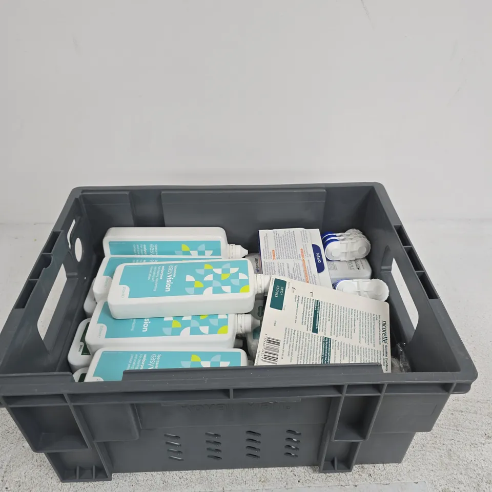TOTE OF APPROXIMATELY 10 ASSORTED ITEMS INCLUDING SPECSAVERS ALLPURPOSE, SOME CONTACT LENSES CASES AND EVERCLEAR REFRESH
