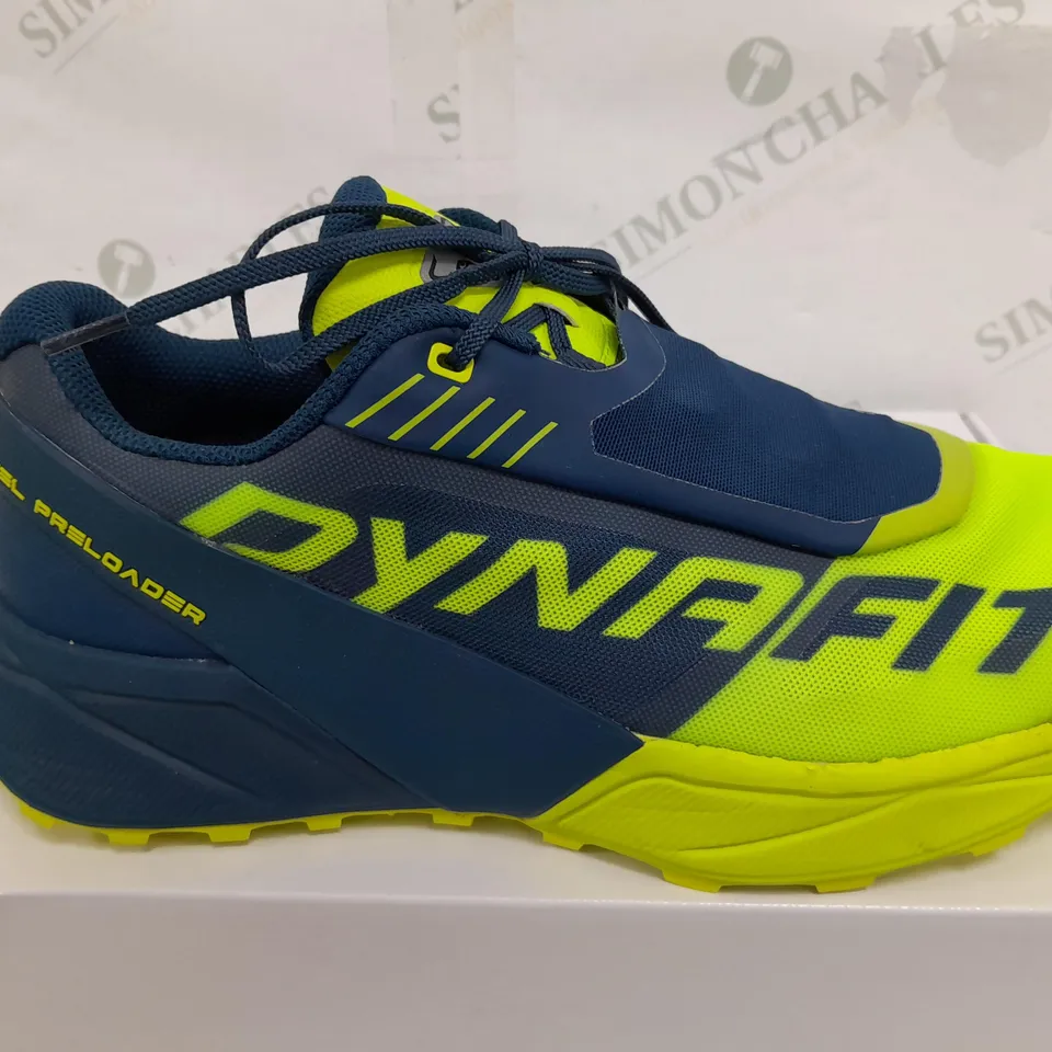 BOXED PAIR OF DYNAFIT ULTRA 100 TRAINERS IN BLUE/LIME GREEN - UK 11