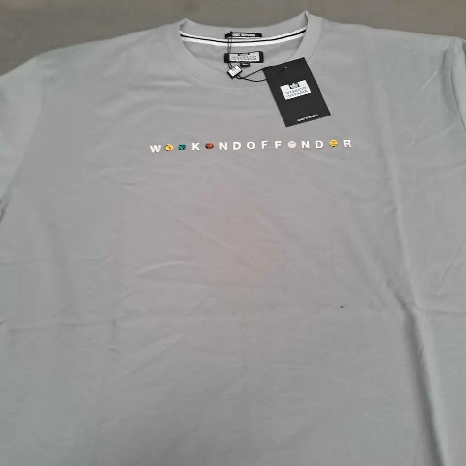 WEEKEND OFFENDER MAX SMOKEY GRAPHIC T-SHIRT SIZE XL