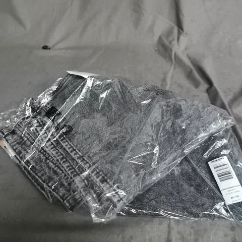 JACK & JONES BLACK DENIM JEANS – UK 33 X 32