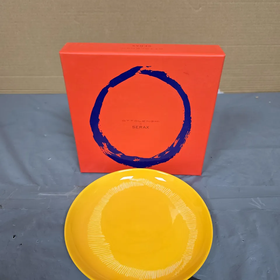 OTTOLENGHI BY SERAX PLATE SET OF 2 – SUNNY YELLOW WITH SWIRL-STRIPES WHITE