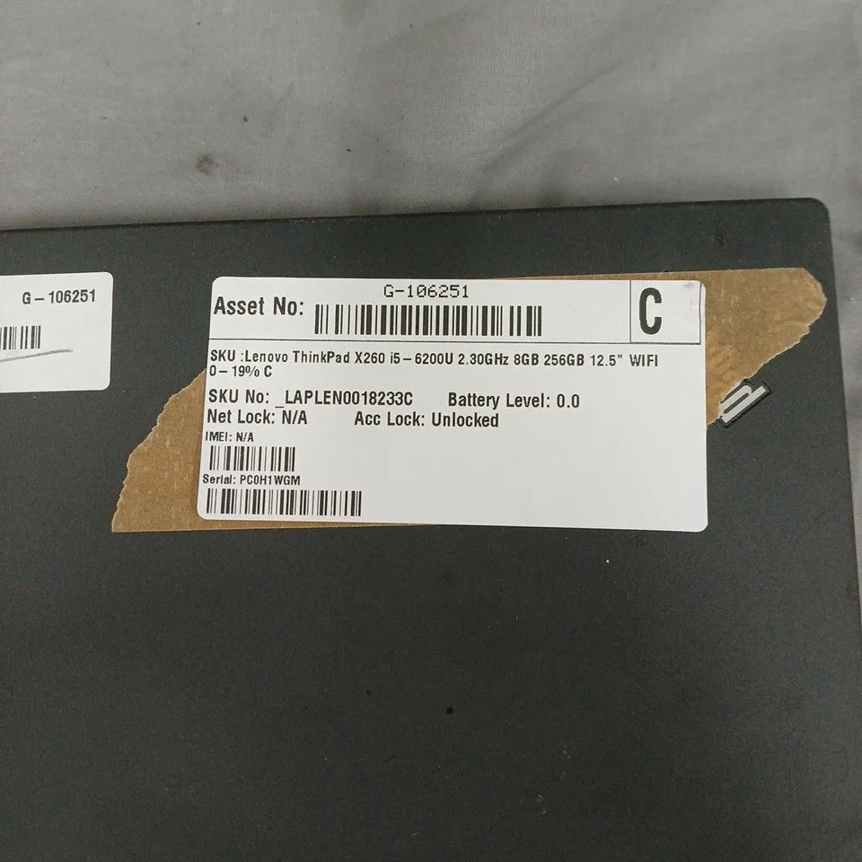 LENOVO THINKPAD X260 12.5" LAPTOP - INTEL CORE I5-6200U, 8GB RAM, 256GB SSD, WIFI. DOES NOT POWER ON