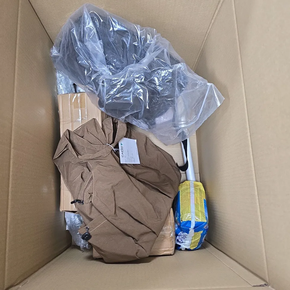 BOX OF APPROXIMATELY 10 ASSORTED HOUSEHOLD ITEMS TO INCLUDE A HARRY POTTER CUSHION, HUGGIES LITTLE SWIMMERS AND A DIVCHI DUSTBIN