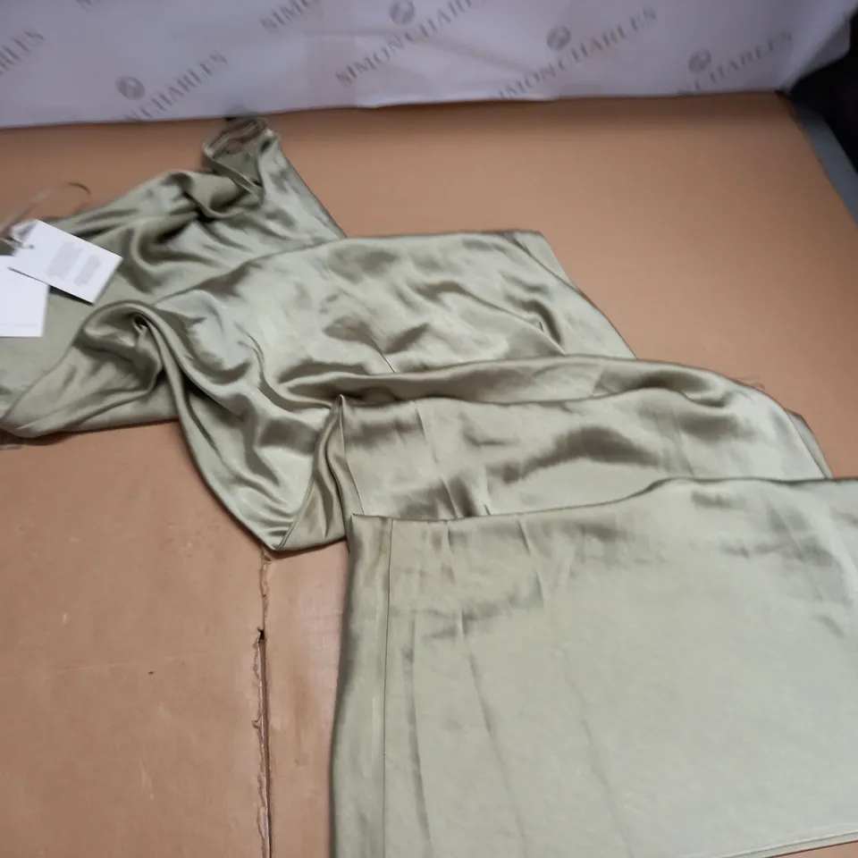 PRETTY LAVISH KEISHA MAXI DRESS IN OLIVE - 6