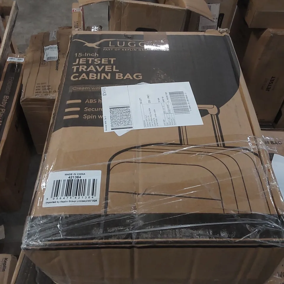 BOXED LUGG TRAVEL CABIN BAG