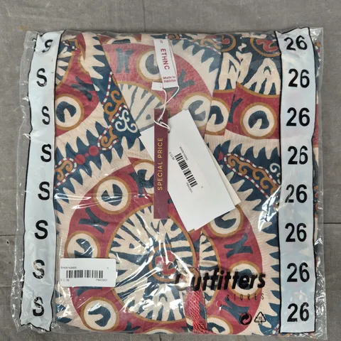 ETHNC SHALWAR KAMEEZ DRESS IN MULTICOLOUR SIZE SMALL