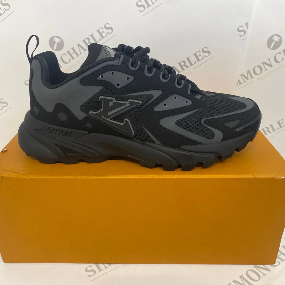 BOXED PAIR OF LOUIS VUITTON LV MILLENIUM TRIANERS SIZE 7