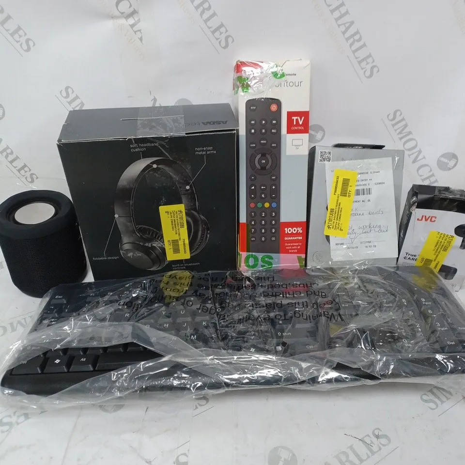 APPROXIMATELY 20 ASSORTED ELECTRICAL ITEMS TO INCLUDE TRUE WIRELESS EARBUDS, KEYBOARDS, WIRELESS SPEAKER, ETC
