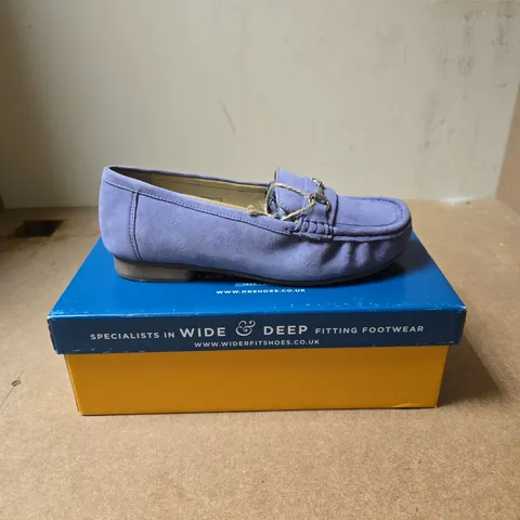 DBS SHOES DIANA LILAC SUEDE LOAFER – UK 6