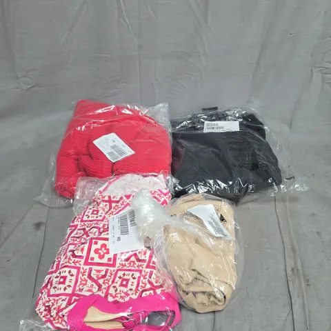 BOX OF APPROXIMATELY 20 ASSORTED CLOTHING ITEMS TO INCLUDE RUTH LANGSFORD, TOMMIE COPPER, BEN DE LISI ETC