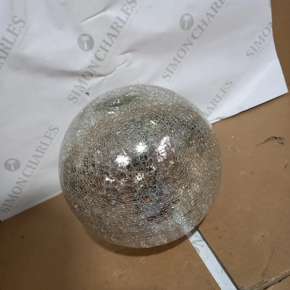 MR CHRISTMAS 8" GLASS CRACKLE SPHERE WITH ROTATING LIGHT