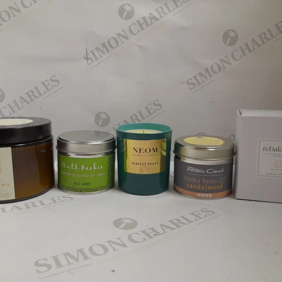 BOX OF APPROX 15 CANDLES IN ASSORTED SCENTS	
