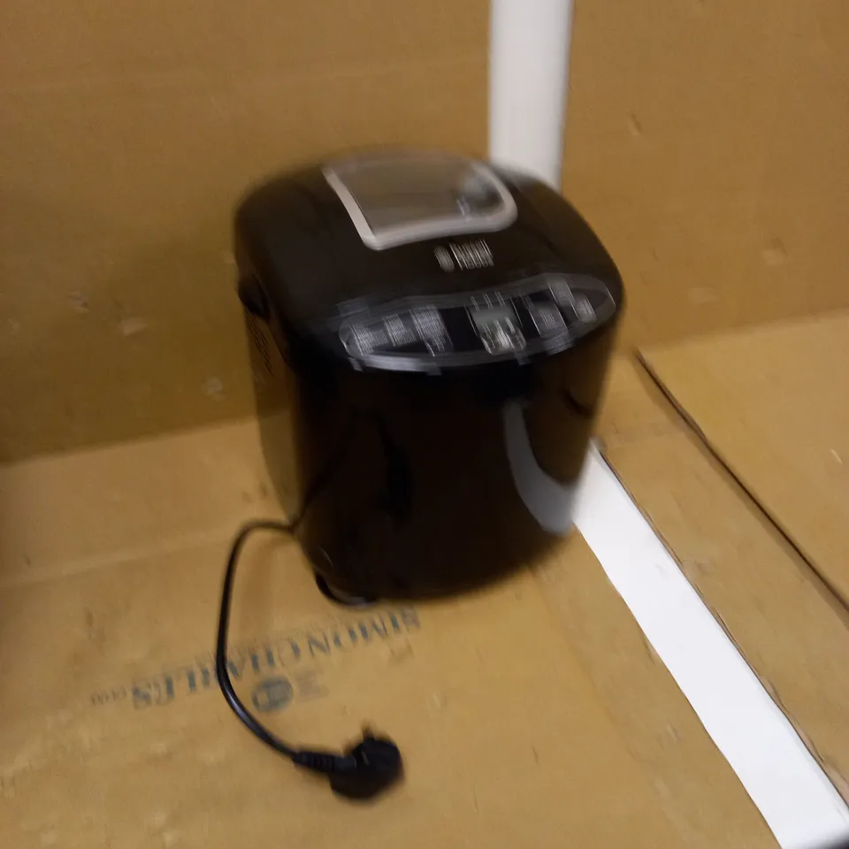 RUSSELL HOBBS COMPACT FAST BREADMAKER