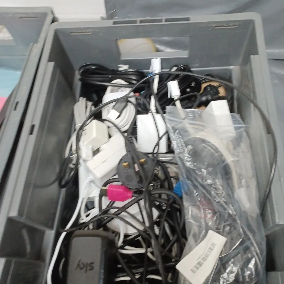BOX OF APPROXIMATELY 20 ASSORTED ELECTRICAL ITEMS TO INCLUDE REMOTE CONTROLS, POWER CABLES AND ROUTERS