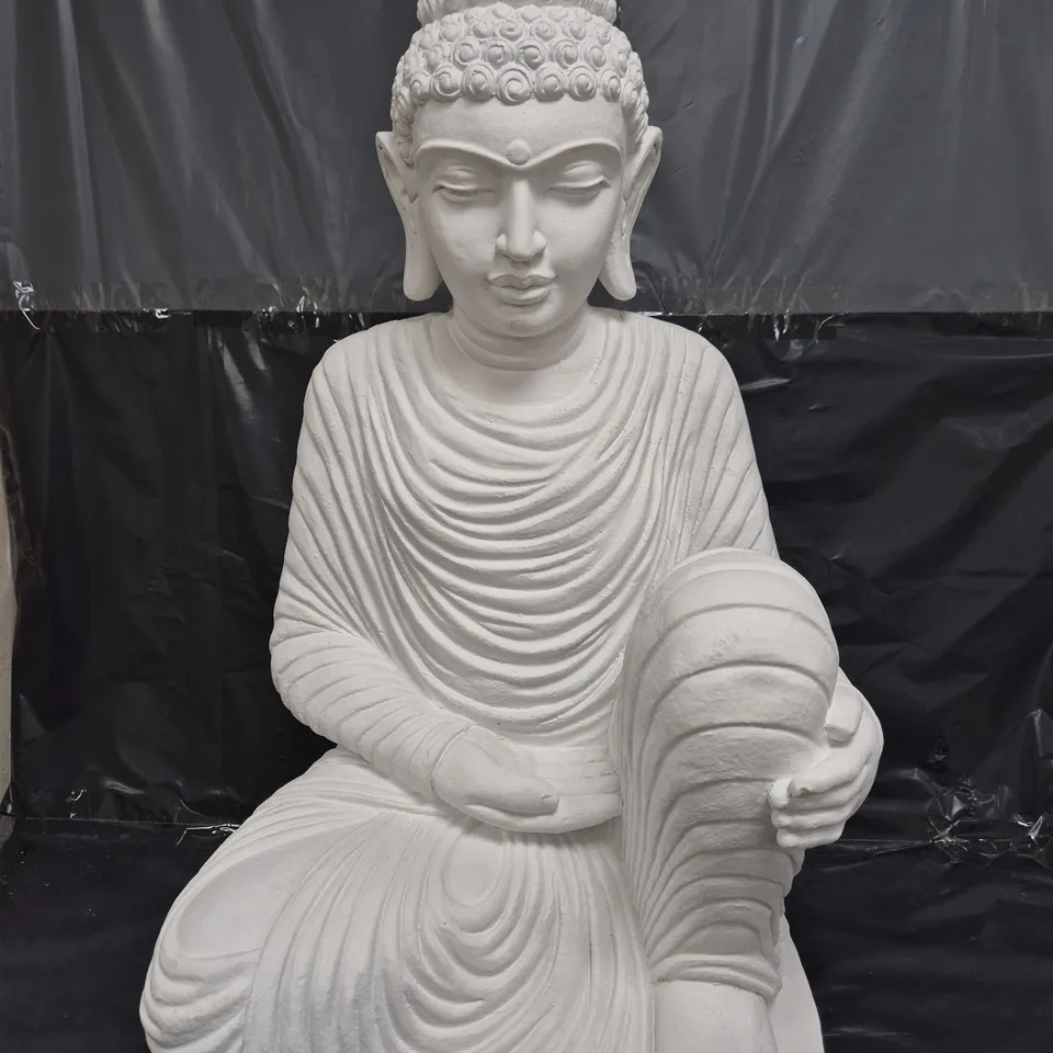 UNBRANDED DECORATIVE BUDDHA ORNAMENT IN WHITE