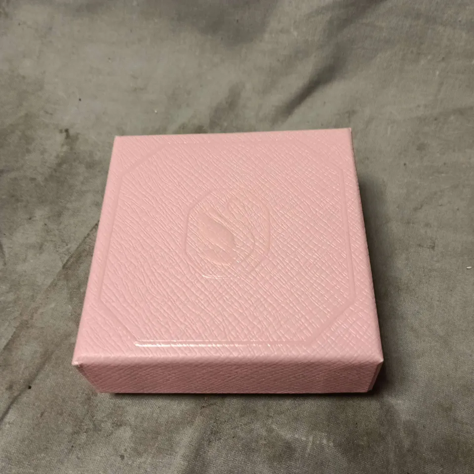 SWAROVSKI GOLD-TONE CHARM BRACELET WITH GREEN STONE – PINK PRESENTATION BOX 