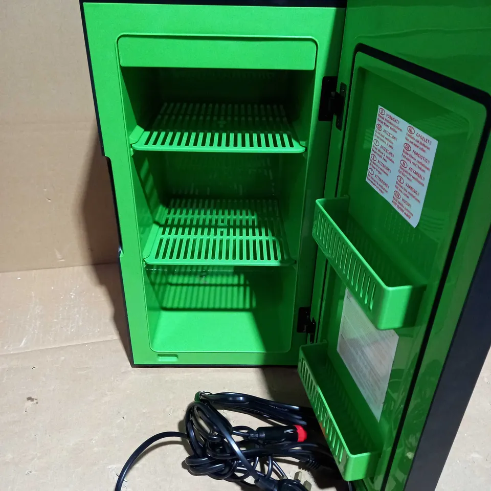 XBOX SERIES X THEMED MINI FRIDGE	