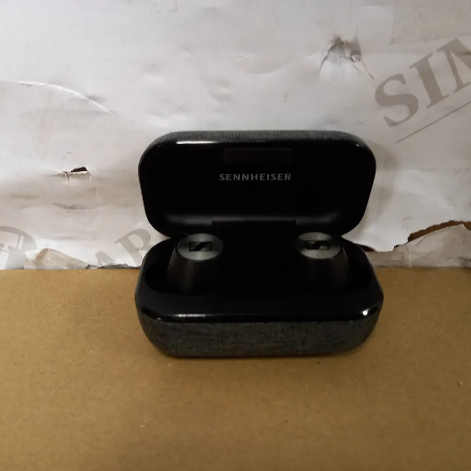 SENNHEISER MOMENTUM WIRELESS EARBUDS 