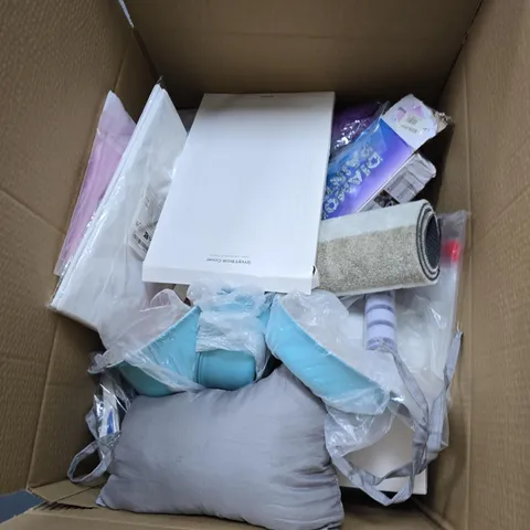 BOX OF APPROXIMATELY 15  ASSORTED ITEMS INCLUDING SMART BOOK COVER , STORAGE TANK AND SMALL HEAD PILLOW 