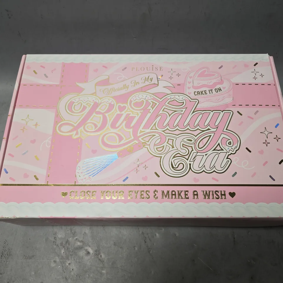 SEALED PLOUISE OFFICIALLY IN MY BIRTHDAY ERA BOX 