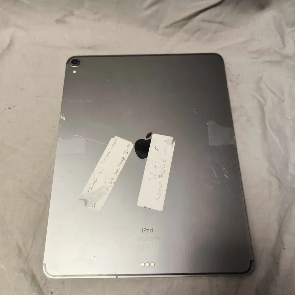 APPLE IPAD TABLET - A1859