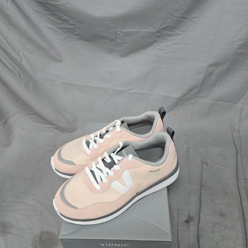 VIONIC WOMEN'S  SNEAKERS – UK 6 (US 8) PINK/GREY