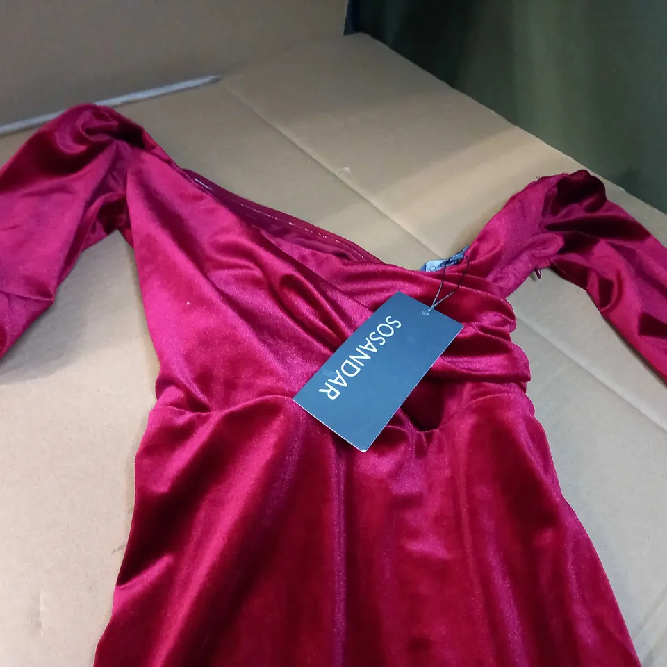 SOSANDER DARK RED JR BARDOT VELVET DRESS - SIZE 10
