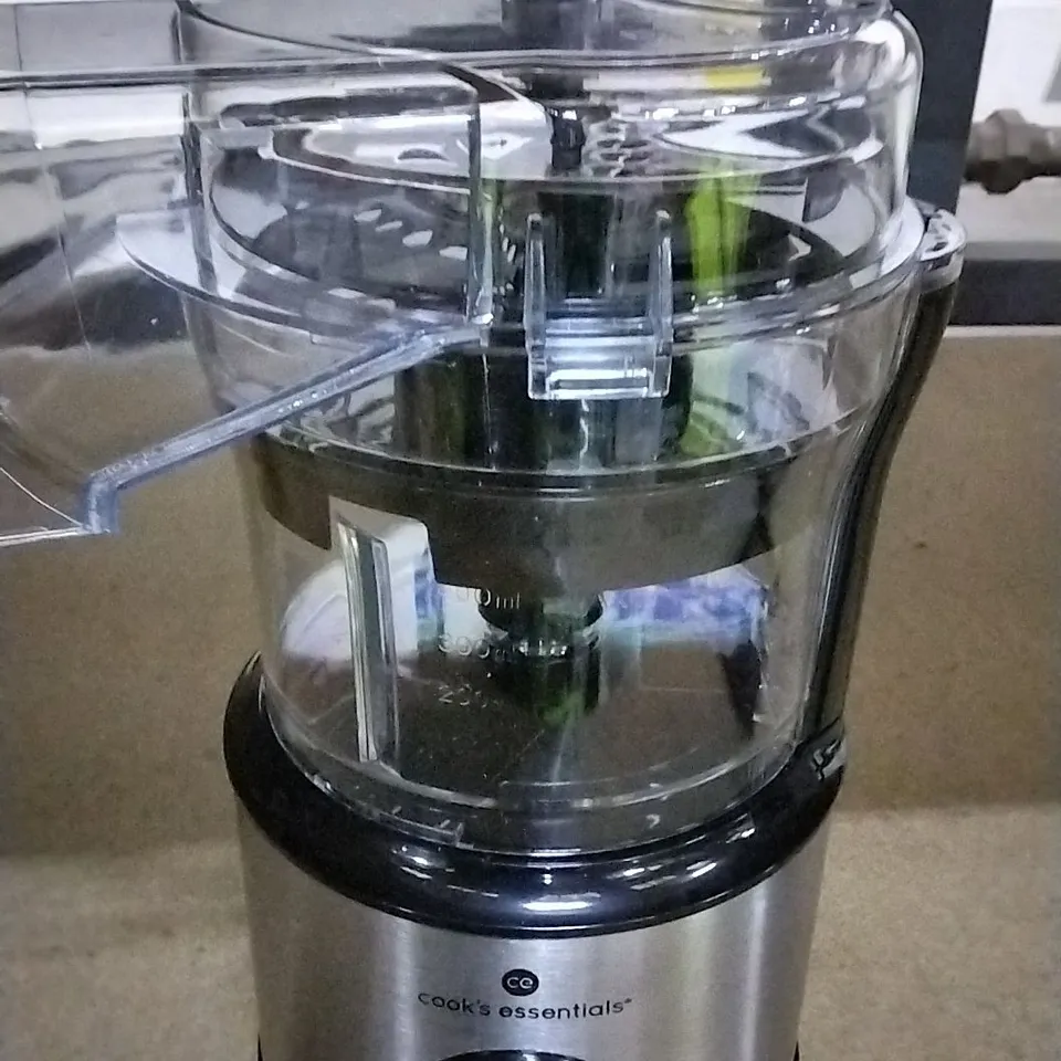 COOKS ESSENTIALS FOOD PROCESSOR