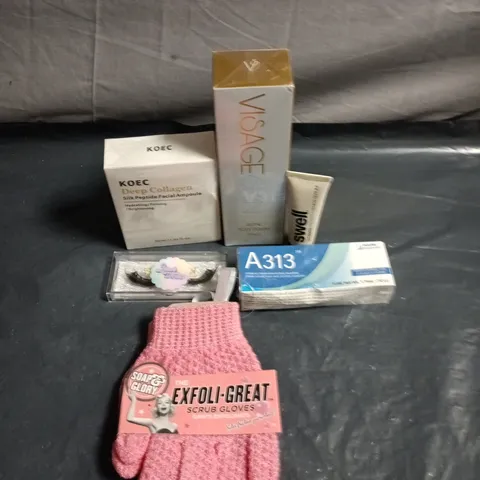 APPROXIMATELY 15 HEALTH AND BEAUTY PRODUCTS TO INCLUDE VISAGE BODY POLISH, A313 COSMETIC CREAM AND SOAP & GLORY SCRUB GLOVES
