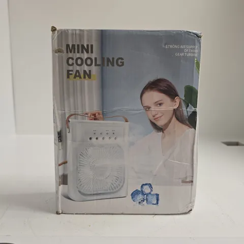 MINI COOLING FAN – BOXED COMPACT DESK FAN