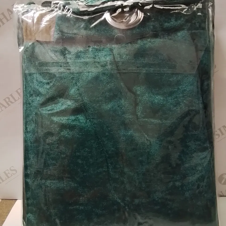 BRAND NEW CRUSHED VELVET EYELET CURTAINS -EMERALD GREEN- 46" X 54"