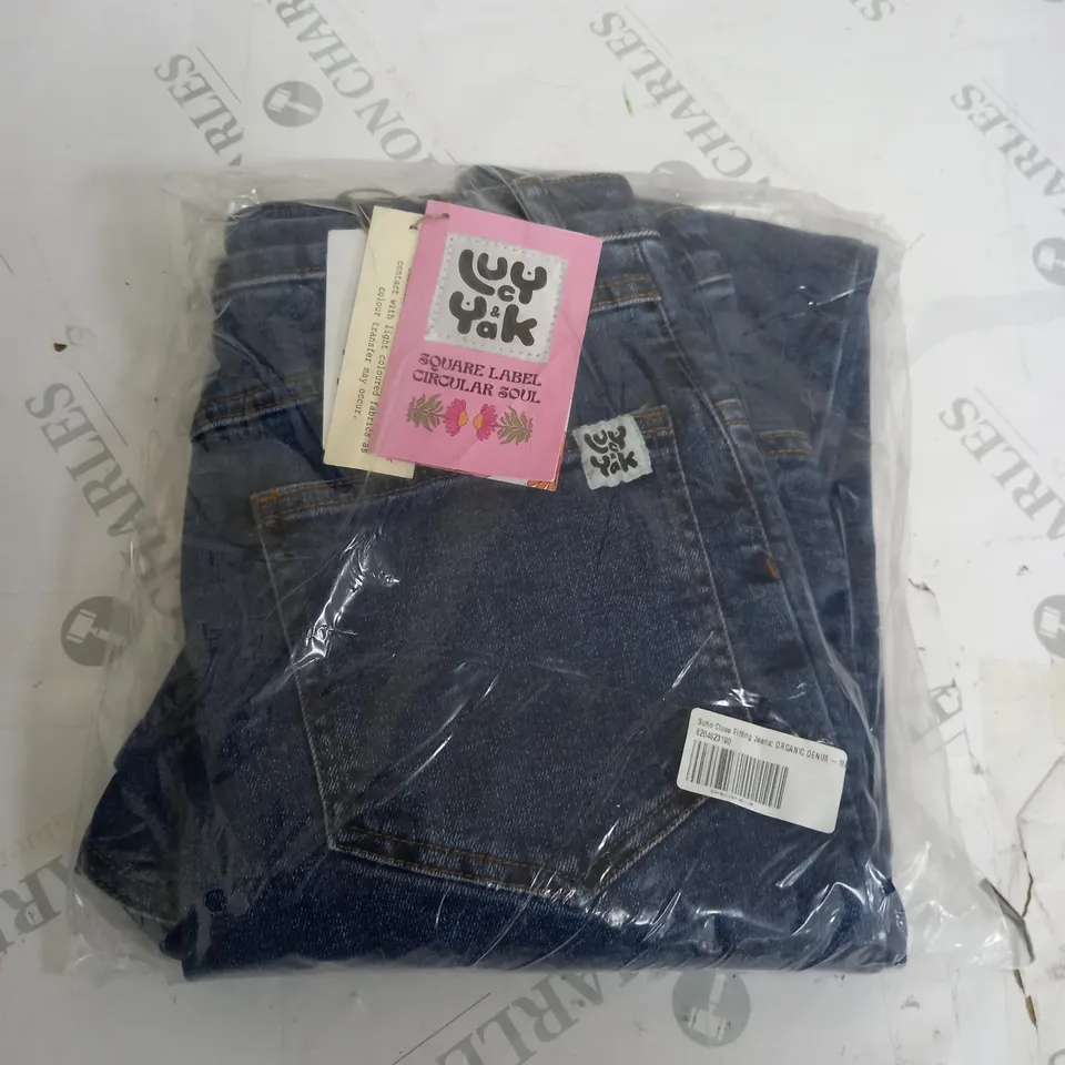 LUCY AND YAK FITTING JEANS SIZE M