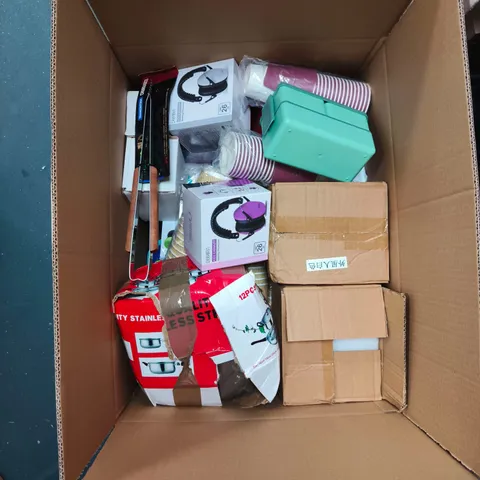 BOX OF APPROXIMATELY 15 ASSORTED ITEMS TO INCLUDE: DOMIRA KIDS EARMUFFS