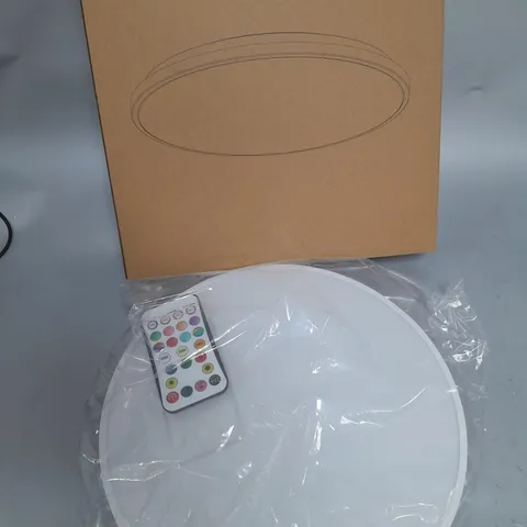 BOXED CEILING LAMP WHITE WITH REMOTE