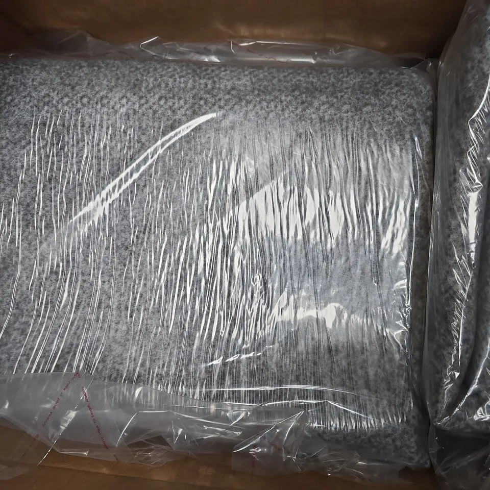 7 ANTI SKID RUG UNDERLAYS (160X230CM)