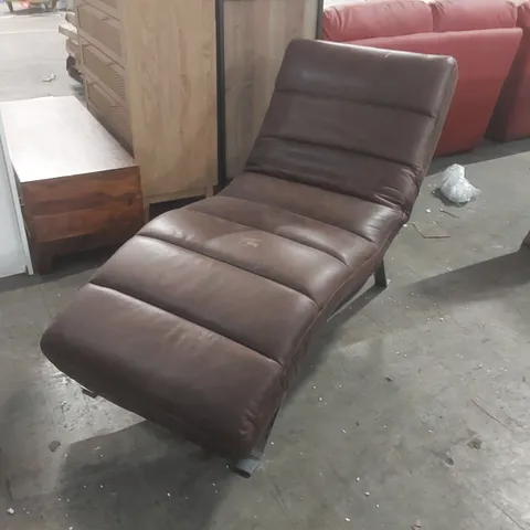 RYE UPHOLSTERED CHAISE LOUNGE WITH ADJUSTABLE BACKREST