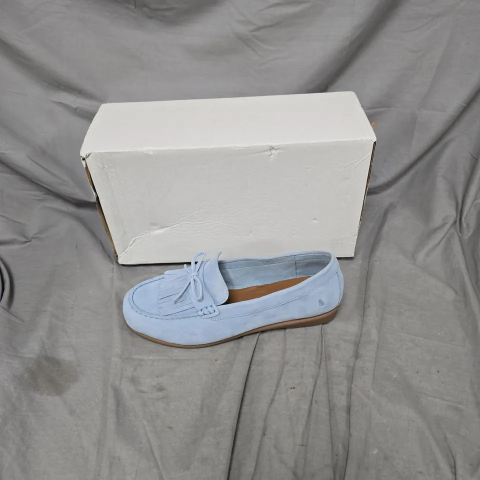 HUSH PUPPIES LIGHT BLUE SUEDE TASSEL LOAFERS – WOMEN'S SHOES  - UK SIZE 9 