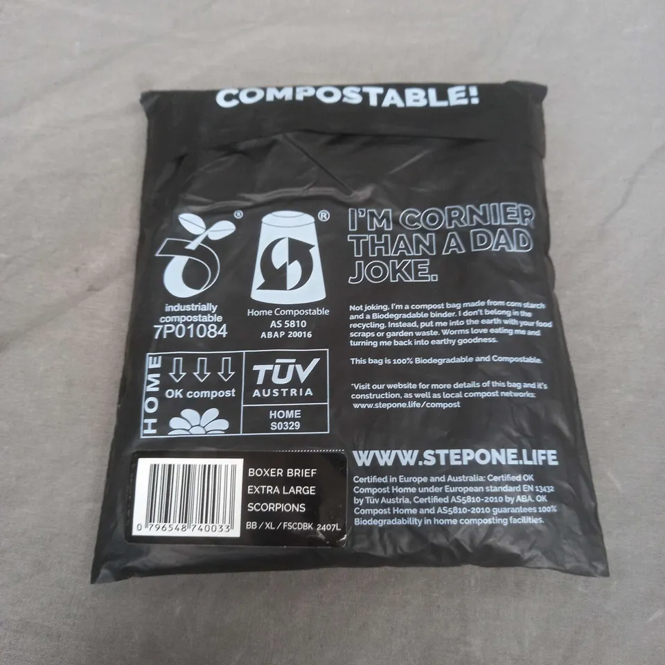 SEALED STEPONE BOXER BREIF EXTRA LARGE SCORPIONS