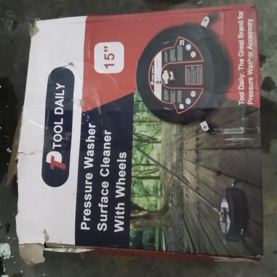 PALLET OF ASSORTED PRODUCTS, INCLUDING, FOLDING BUFFET CHAFER, PRESSURE WASHER SURFACE CLEANER, REFLECTIVE FOIL, WINDIW BLINDS, WASHABLE MAT.