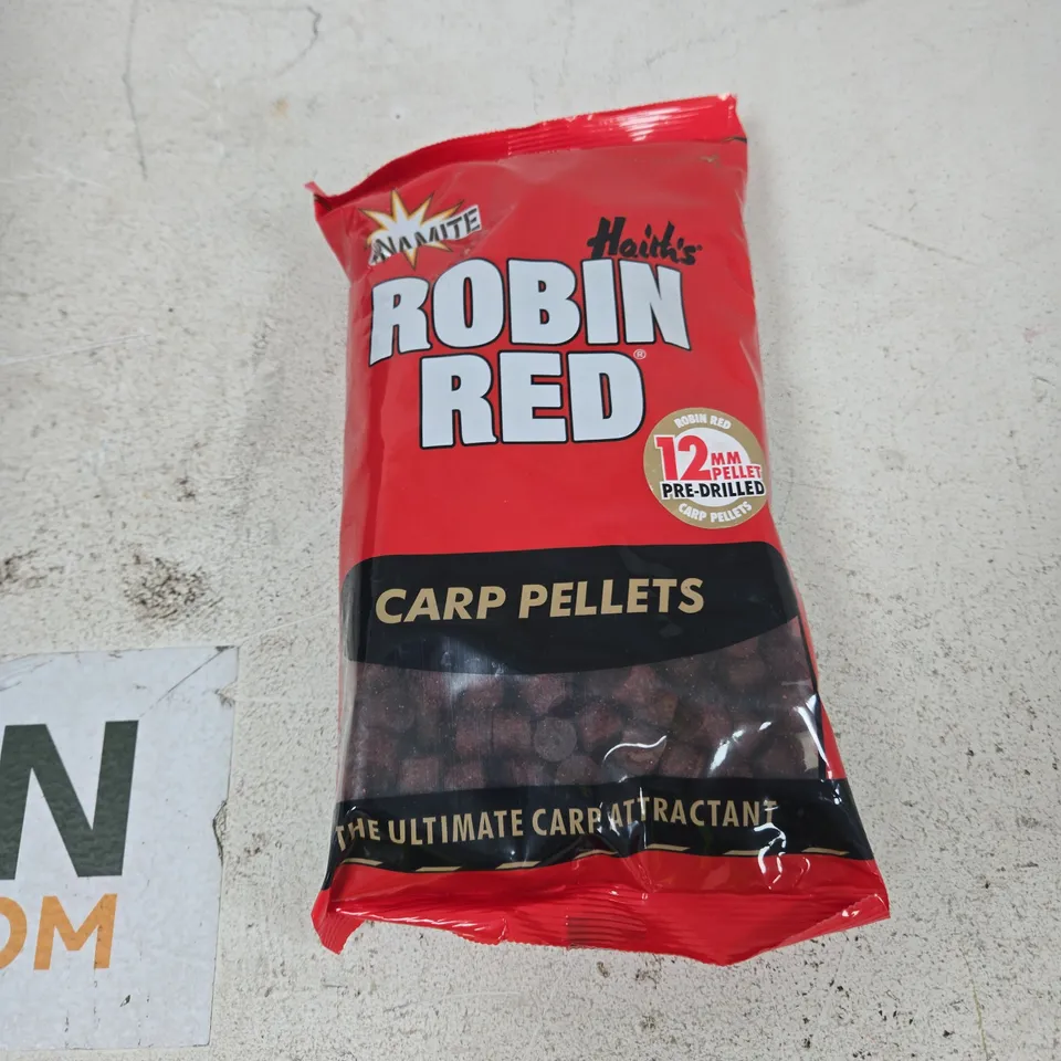 TOTE OF APPROXIMATELY 10 ASSORTED ITEMS TO INCLUDE: ROBIN RED CARB PELLETS 900G