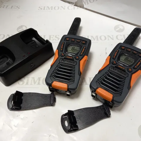 COBRA AM1035 FLT TWO WAY RADIO SET