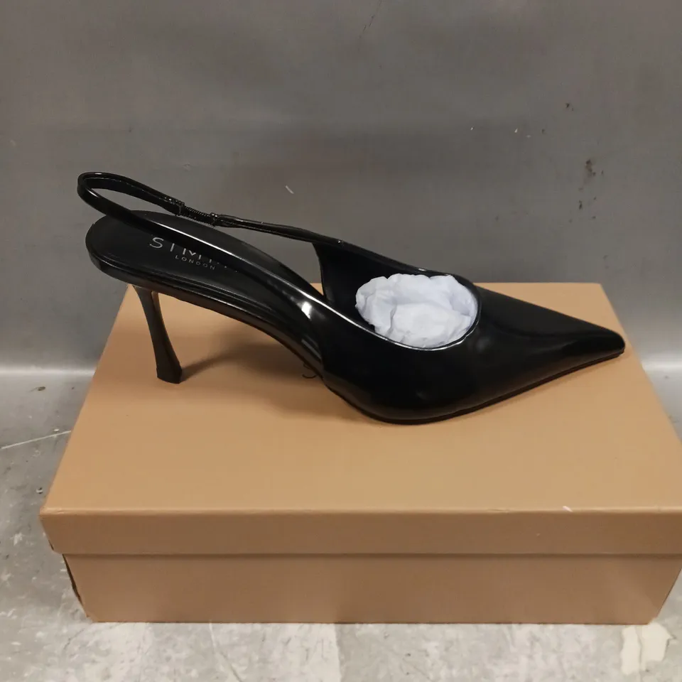 BOXED PAIR OF SIMMI LONDON SLIP ON SHOES IN BLACK - 7