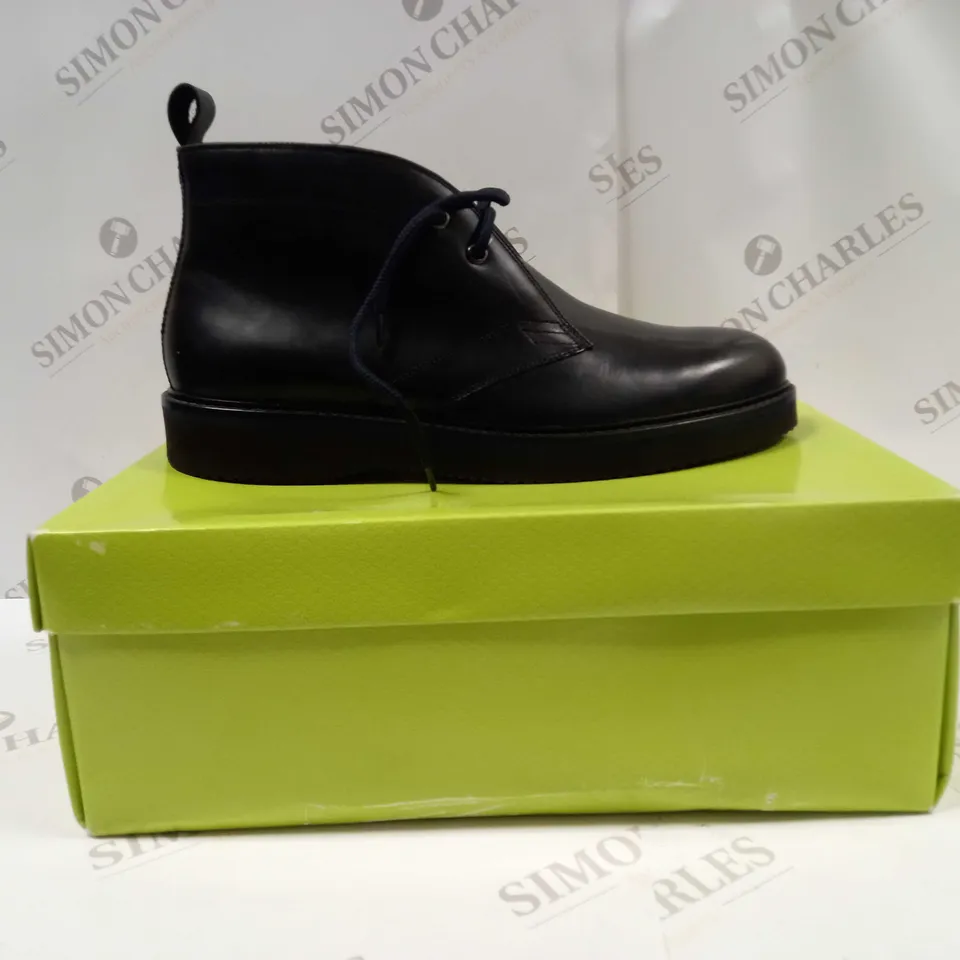 BOXED PAIR OF TED BAKER VEDRO WEDGE DESERT BOOTS UK SIZE 9 
