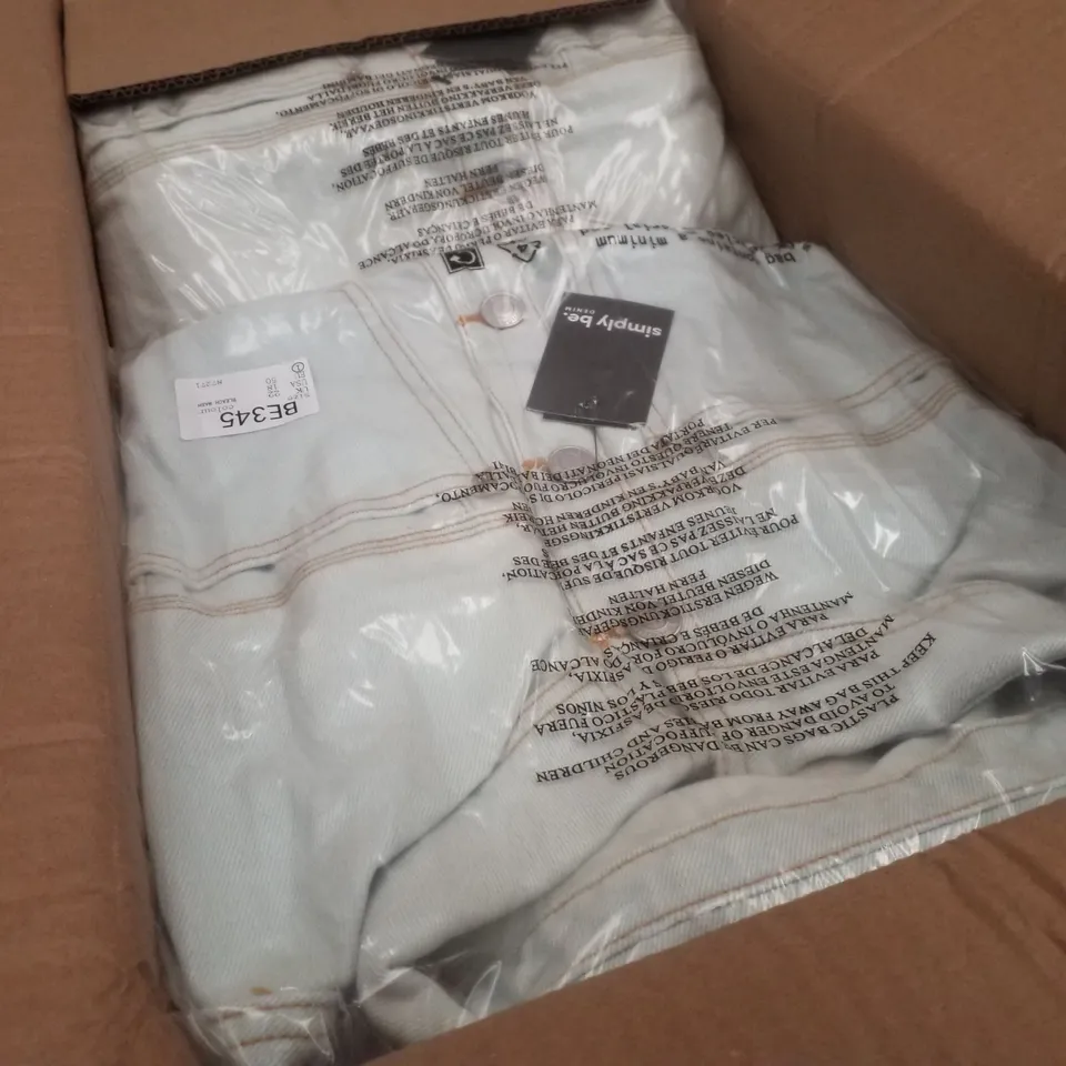 BOX CONTAINING APPROXIMATELY 12 BRAND NEW SIMPLY BE BLEACH WASH DENIM PLAYSUITS - SIZE 22