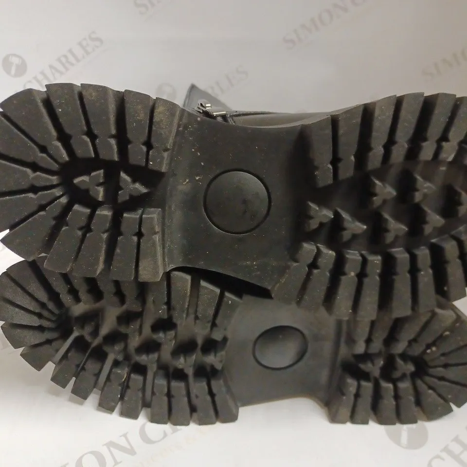 KOI VEGAN DELTORA BLACK LACE UP LONG BOOTS - SIZE UNKNOWN 